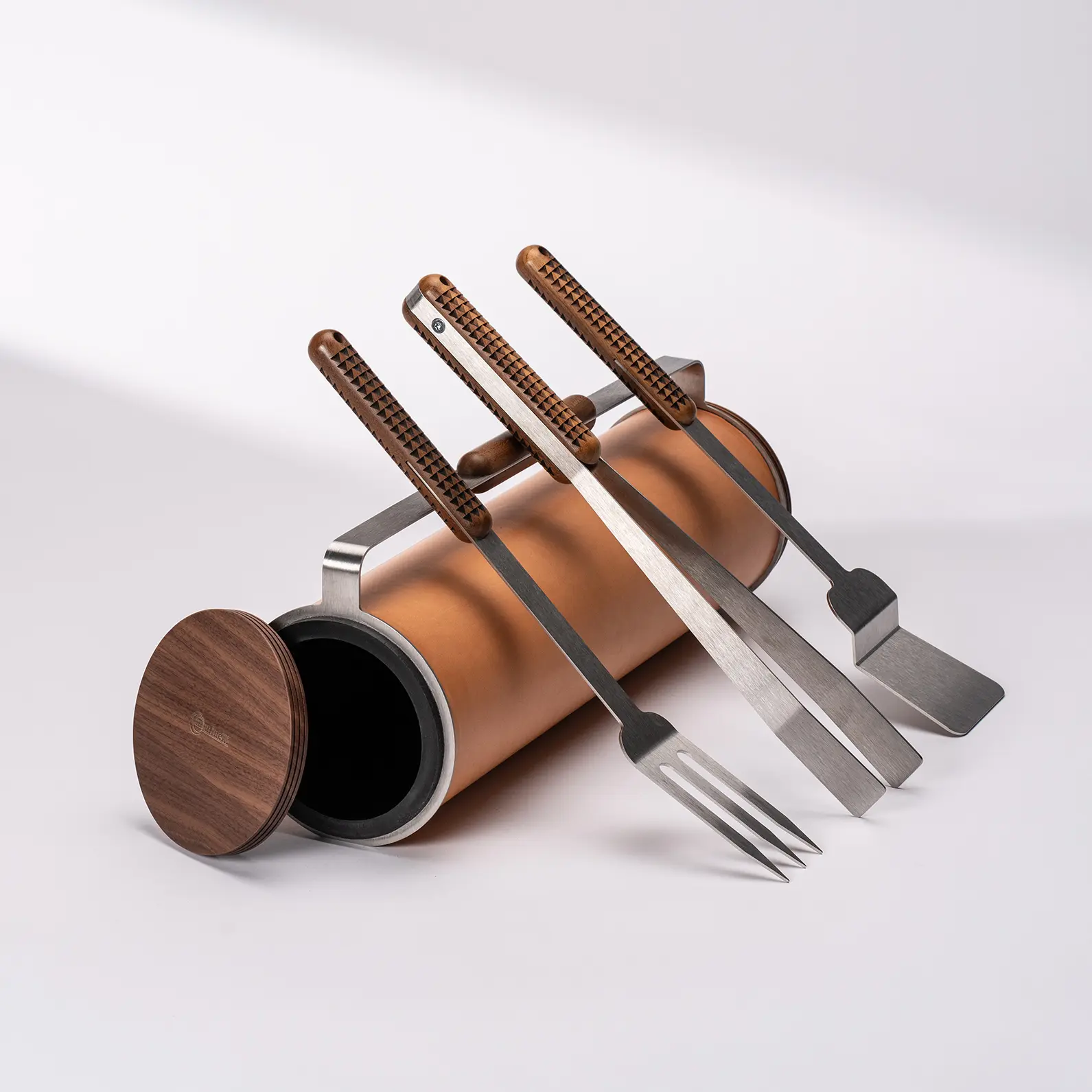 Wood combined with steel, marble, titanium and printed glass: the I'm possible capsule shows how far our multi-material manufacturing can go. -2